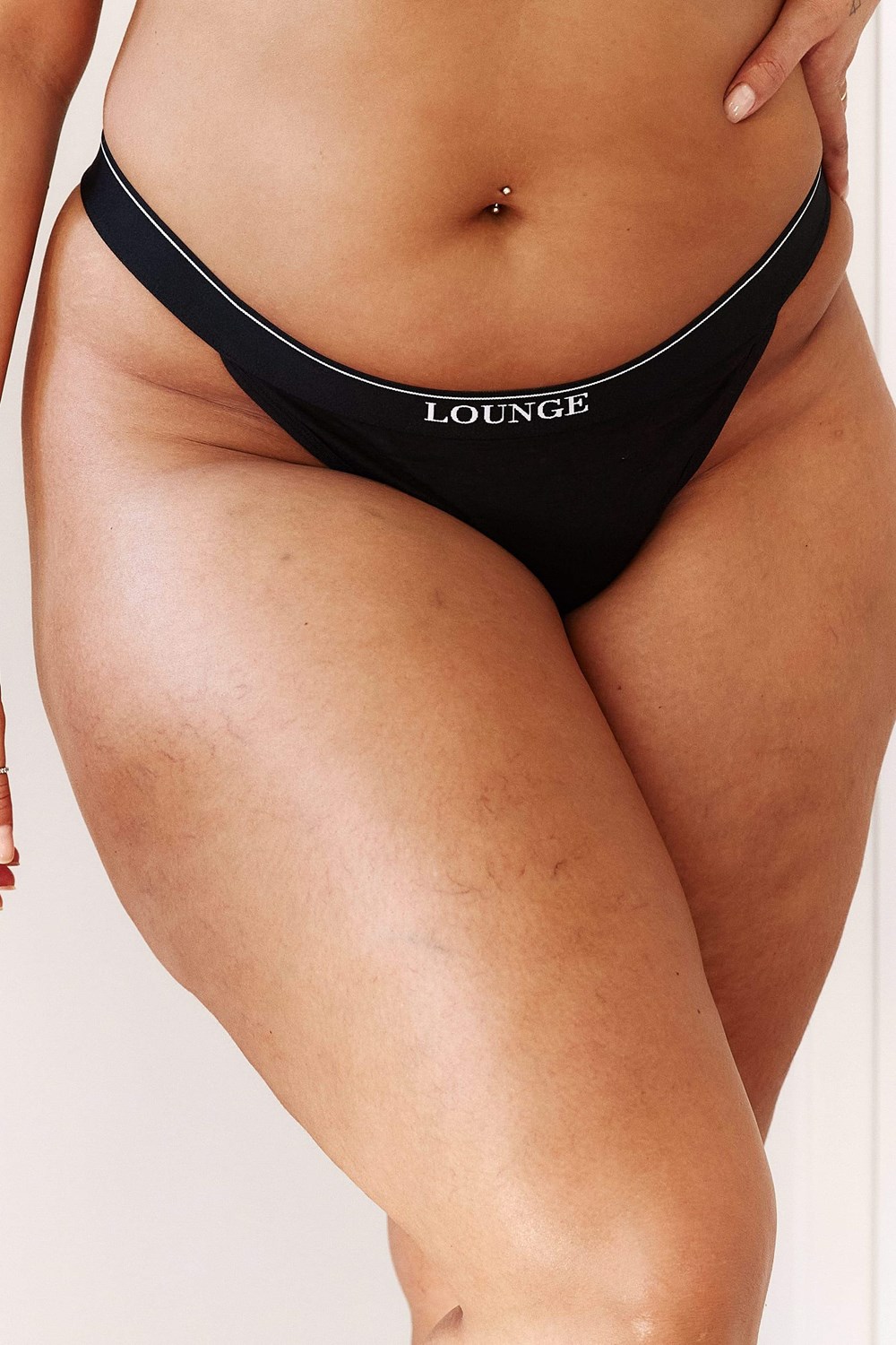 Lounge Underwear Bamboo Minimal Triangle String Svarta | NHFA-58796