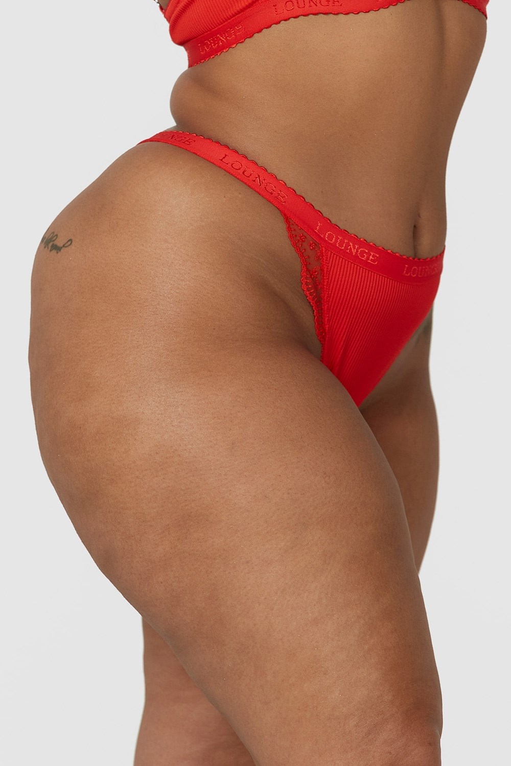 Lounge Underwear Räfflad String Röda | AHCN-60134