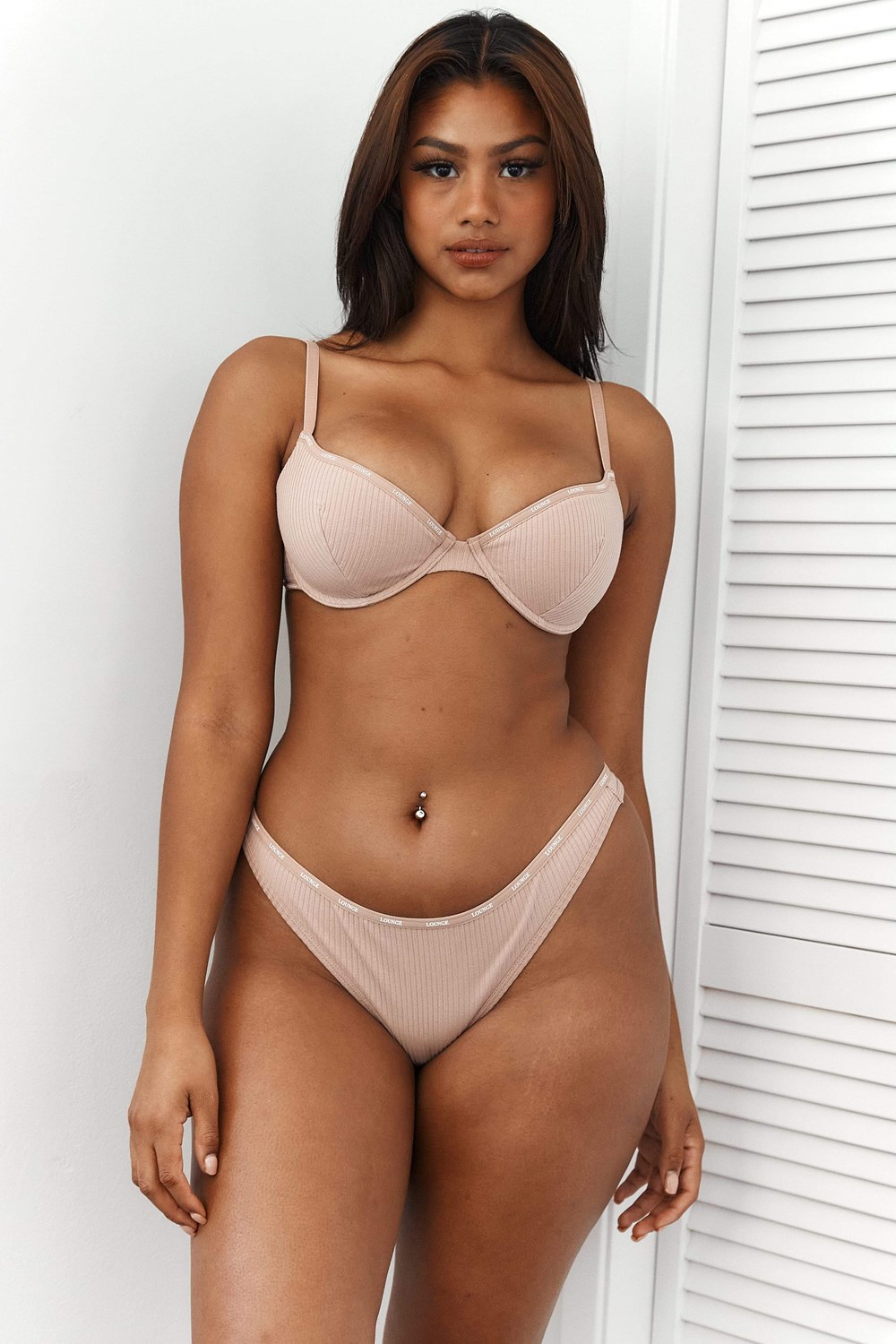 Lounge Underwear So Soft Räfflad T Shirt Bra & String Set Taupe | JFLC-94726