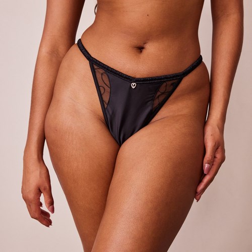 Lounge Underwear Cherish G-string Svarta | DXUT-60812